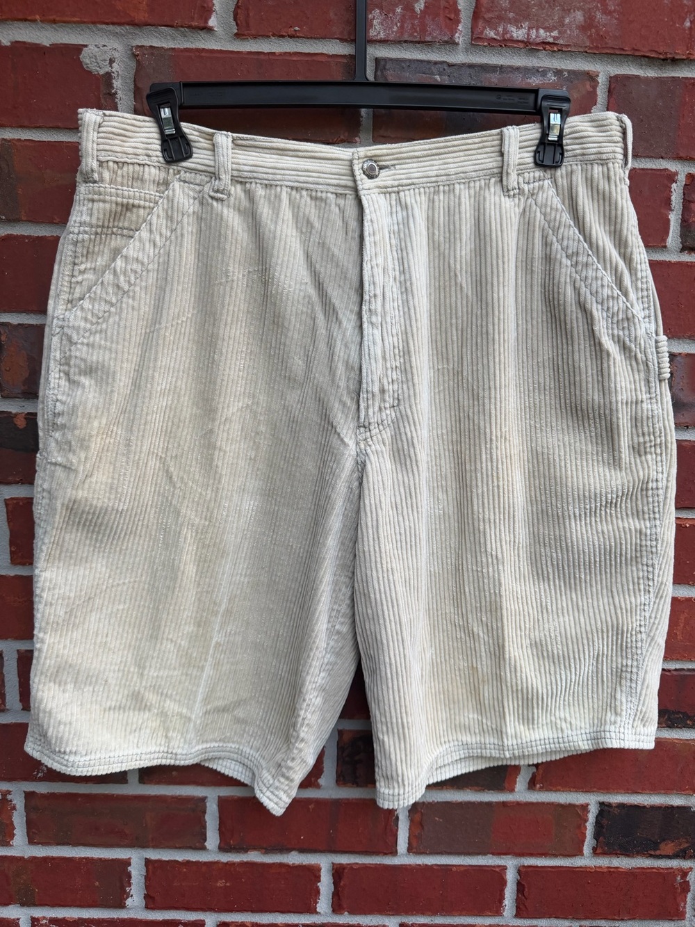 Vintage Bugle Boy Gold Crest Size 33 Cream Corduroy Casual Carpenter Shorts F9